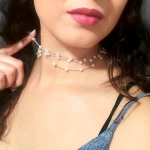 Pearl choker